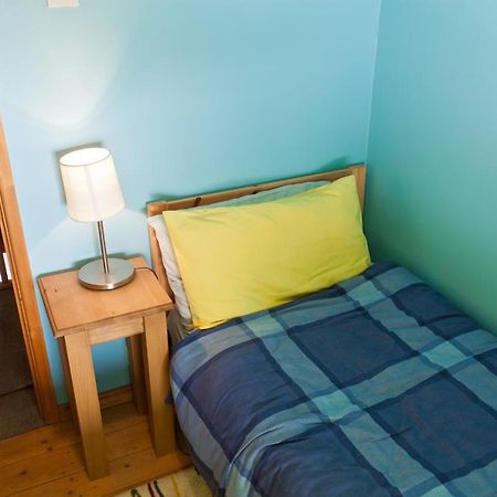 1 Tan Yr Eglwys Barn Cottage Pontardawe エクステリア 写真