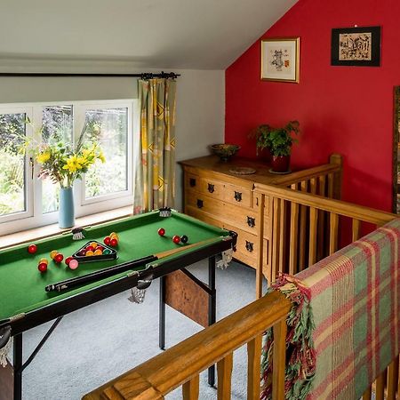 1 Tan Yr Eglwys Barn Cottage Pontardawe エクステリア 写真