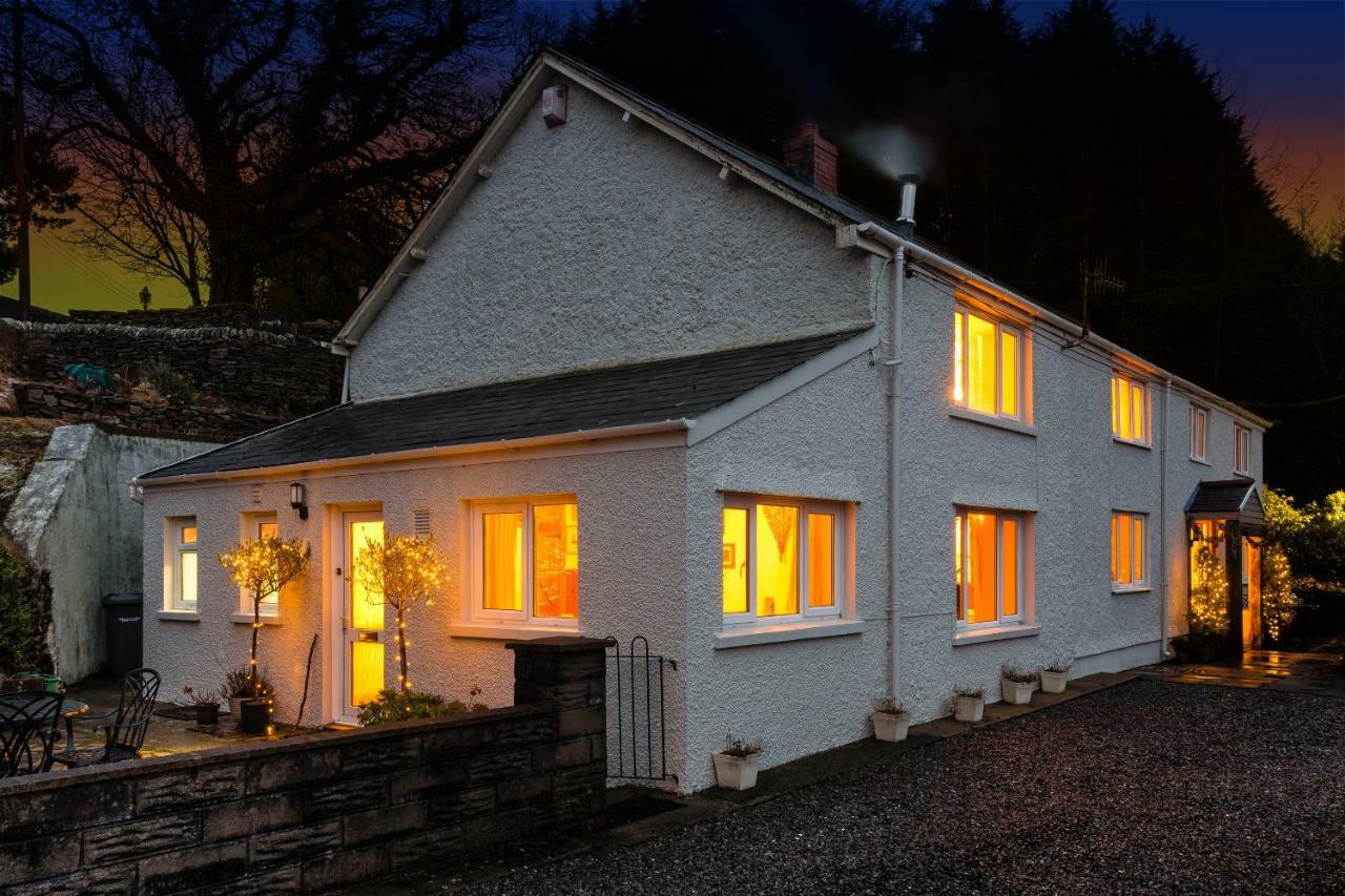 1 Tan Yr Eglwys Barn Cottage Pontardawe エクステリア 写真